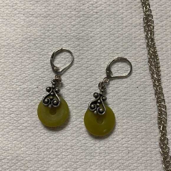 Necklace and Earring set (BC) - Picture 3 of 5